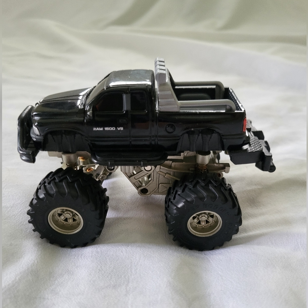 Daimler Chrysler Corporation Funline Monster Truck Spring Loaded Pullback Action